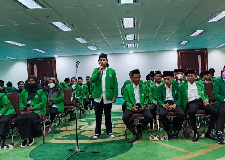 Mahasiswa Jadi Sorotan Saat Di Mahkamah Agung, Ternyata Pemuda Asal Marga Sekampung