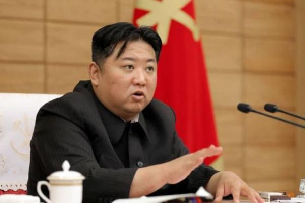 Kim Jong Un Nyatakan Kemenangan Melawan COVID-19