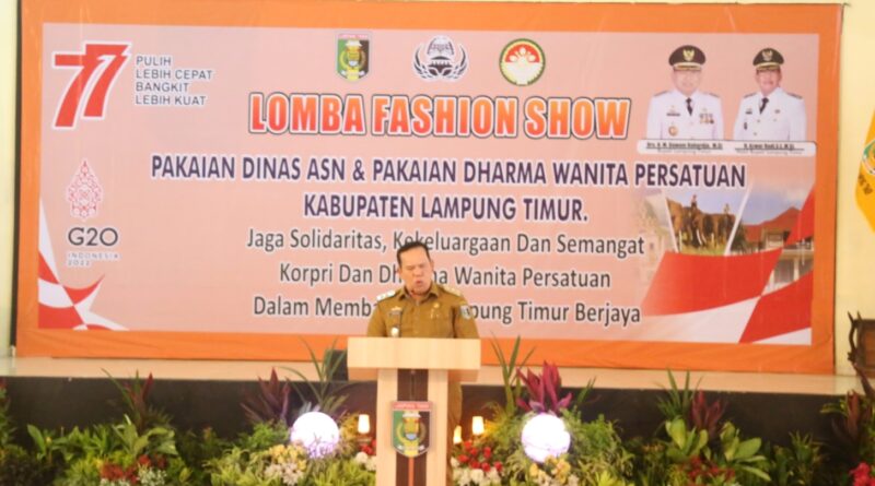 Azwar Hadi Hadiri Acara Lomba Fashion Show dan Ucapkan Pembukaan UUD45 Serta Meriahkan HUT RI Ke-77