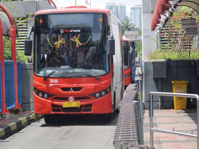 Resmi! Mulai Hari Ini Berlaku Tarif Integrasi MRT-LRT-Transjakarta Rp10 ...