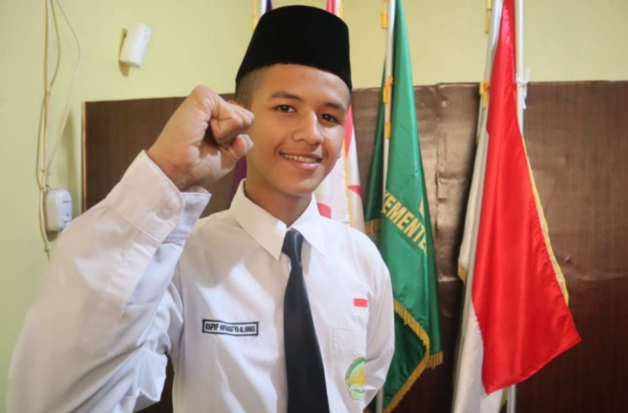 Rafif Arya Satya Al Habil Santri PMDI Kedondong Raih Juara 3 KSM Tingkat Provinsi