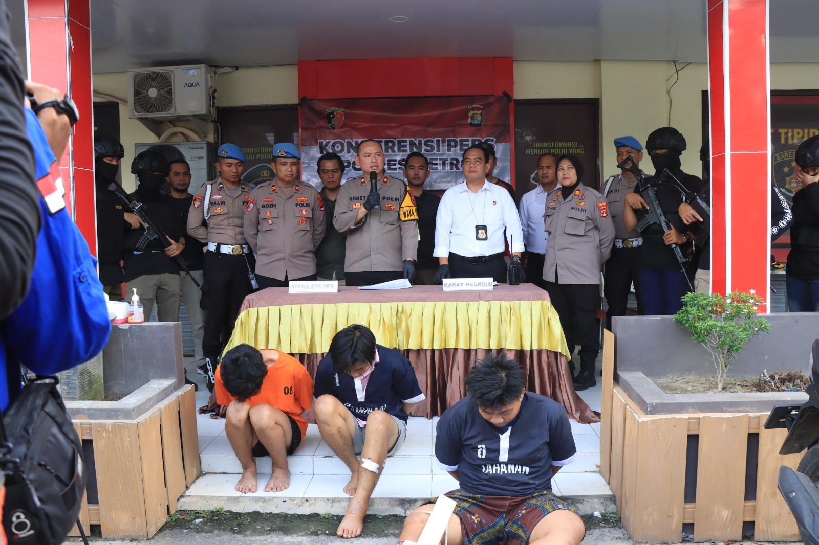 Polres Metro Gelar Konferensi Pers Ungkap Kasus Curat